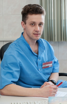 Андрей Викторович ПЕТКЕВИЧ, заведующий отделом, врач-сосудистый хирург